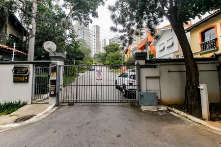 Casa de condomínio à venda com 135m², 3 quartos e 3 vagasFachado do condomínio