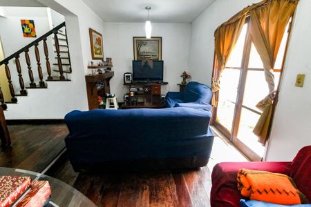 Casa de condomínio à venda com 135m², 3 quartos e 3 vagasSala