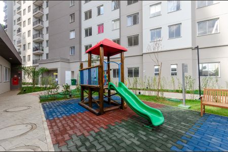 Apartamento para alugar com 38m², 2 quartos e sem vagaÁrea comum - Playground