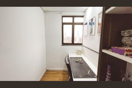 Apartamento à venda com 148m², 3 quartos e 3 vagasEscritório