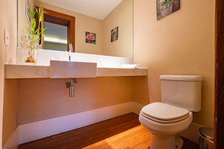 Apartamento à venda com 223m², 3 quartos e 4 vagasLavabo