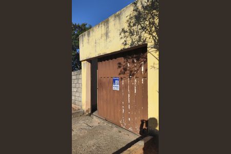 Casa à venda com 874m², 4 quartos e 6 vagasPlaca