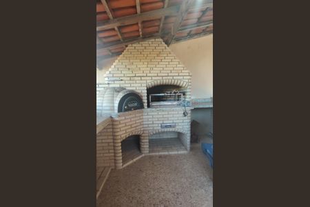 Casa à venda com 874m², 4 quartos e 6 vagasÁrea Externa