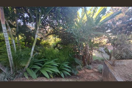 Casa à venda com 874m², 4 quartos e 6 vagasÁrea Externa