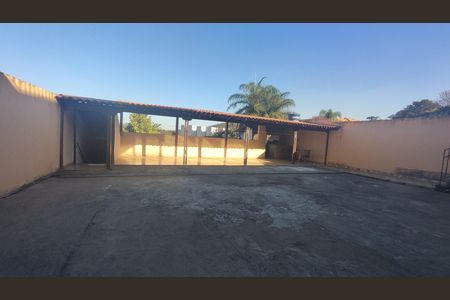 Casa à venda com 874m², 4 quartos e 6 vagasÁrea Externa