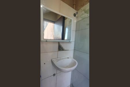 Casa à venda com 874m², 4 quartos e 6 vagasBanheiro de Serviço