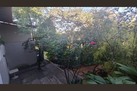 Casa à venda com 874m², 4 quartos e 6 vagasÁrea Externa