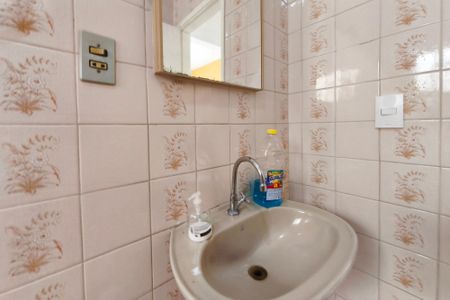 Casa à venda com 120m², 4 quartos e 3 vagasBanheiro