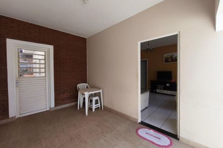 Casa à venda com 120m², 4 quartos e 3 vagasQuintal