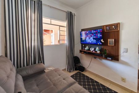 Casa à venda com 120m², 4 quartos e 3 vagasCasa 2 - Sala