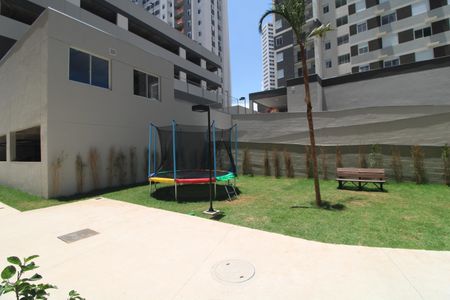 Apartamento à venda com 39m², 2 quartos e sem vagaÁrea comum