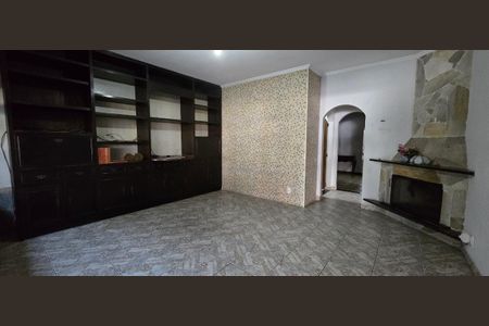 Casa à venda com 250m², 3 quartos e 3 vagas Casa à venda com 250m², 3 quartos e 3 vagasFoto 02