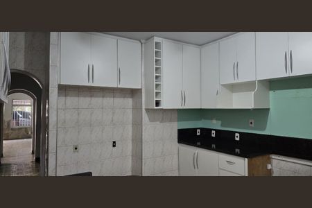 Casa à venda com 250m², 3 quartos e 3 vagas Casa à venda com 250m², 3 quartos e 3 vagasFoto 13