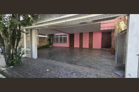 Casa à venda com 250m², 3 quartos e 3 vagas Casa à venda com 250m², 3 quartos e 3 vagasFoto 01