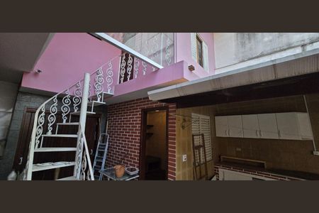 Casa à venda com 250m², 3 quartos e 3 vagas Casa à venda com 250m², 3 quartos e 3 vagasFoto 07