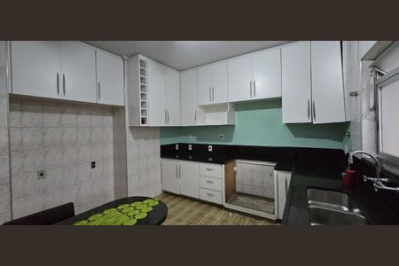 Casa à venda com 250m², 3 quartos e 3 vagas Casa à venda com 250m², 3 quartos e 3 vagasFoto 14