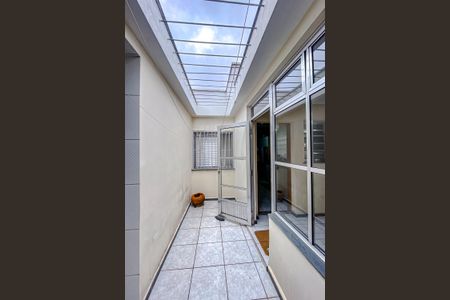 Casa à venda com 95m², 2 quartos e 2 vagasÁrea de Serviço