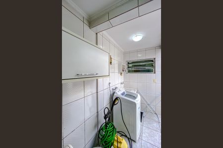 Casa à venda com 95m², 2 quartos e 2 vagasÁrea de Serviço