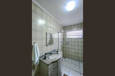 Casa à venda com 95m², 2 quartos e 2 vagasBanheiro da Suíte 2