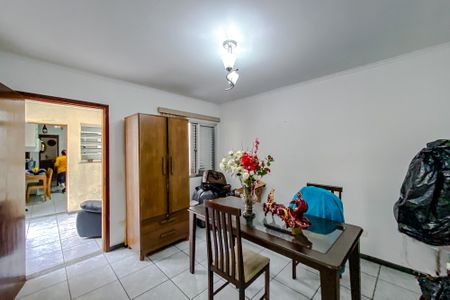 Casa à venda com 95m², 2 quartos e 2 vagasSuíte 2