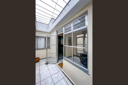 Casa à venda com 95m², 2 quartos e 2 vagasÁrea de Serviço