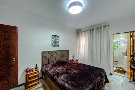 Casa à venda com 95m², 2 quartos e 2 vagasSuíte 1