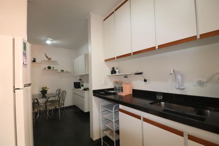 Apartamento para alugar com 145m², 3 quartos e 1 vagaCozinha