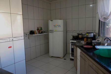 Casa à venda com 206m², 4 quartos e sem vaga Casa à venda com 206m², 4 quartos e sem vagaCozinha