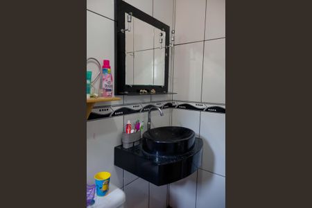 Casa à venda com 206m², 4 quartos e sem vaga Casa à venda com 206m², 4 quartos e sem vagaBanheiro da Suíte 2