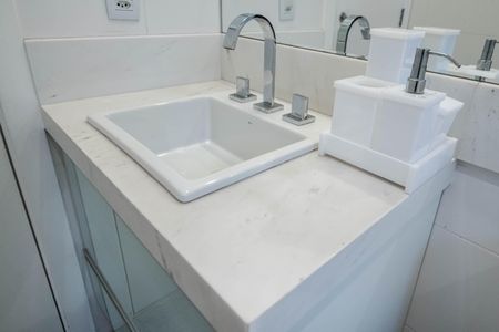 Apartamento à venda com 162m², 3 quartos e 3 vagasBanheiro da Suíte 2