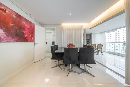 Apartamento à venda com 162m², 3 quartos e 3 vagasSala