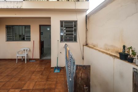 Casa para alugar com 100m², 2 quartos e sem vaga Casa para alugar com 100m², 2 quartos e sem vagaQuintal