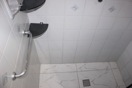 Apartamento para alugar com 75m², 2 quartos e 1 vagaBanheiro Social