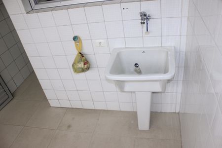 Apartamento para alugar com 75m², 2 quartos e 1 vagaÁrea de Serviço