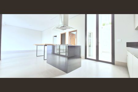 Casa de condomínio à venda com 503m², 4 quartos e 4 vagasCozinha 