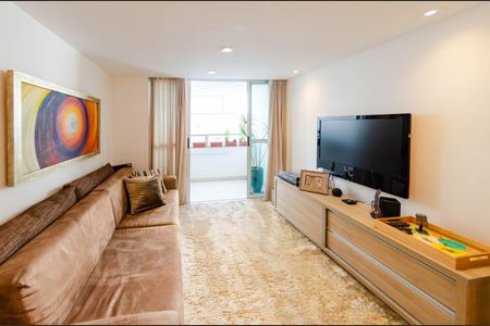 Apartamento à venda com 90m², 3 quartos e 2 vagas Apartamento à venda com 90m², 3 quartos e 2 vagasSala