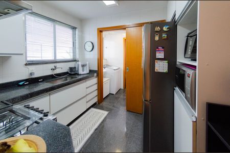 Apartamento à venda com 90m², 3 quartos e 2 vagas Apartamento à venda com 90m², 3 quartos e 2 vagasCozinha