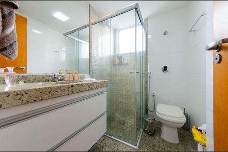 Apartamento à venda com 90m², 3 quartos e 2 vagas Apartamento à venda com 90m², 3 quartos e 2 vagasBanheiro Social