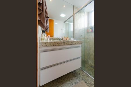 Apartamento à venda com 90m², 3 quartos e 2 vagas Apartamento à venda com 90m², 3 quartos e 2 vagasBanheiro Social