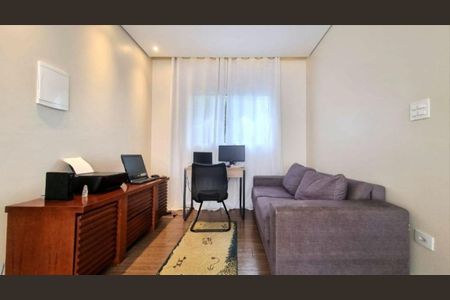 Casa à venda com 340m², 4 quartos e 6 vagasQuarto