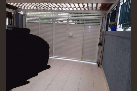Casa à venda com 300m², 3 quartos e 2 vagasGaragem