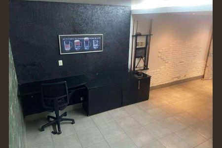 Casa à venda com 300m², 3 quartos e 2 vagasSalão de jogos 