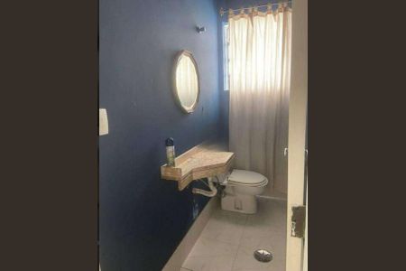 Banheiro de casa à venda com 3 quartos, 300m² em Planalto Paulista, São Paulo