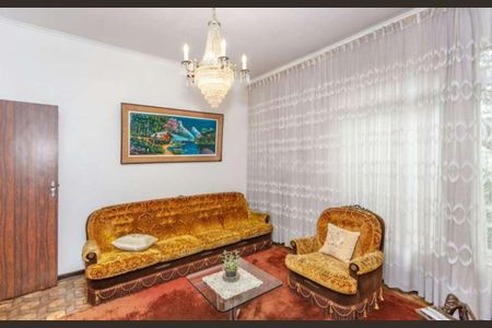 Casa à venda com 280m², 3 quartos e 3 vagas Casa à venda com 280m², 3 quartos e 3 vagasSala