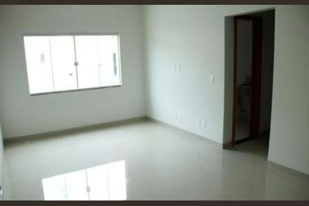 Casa à venda com 300m², 3 quartos e 2 vagasQuarto