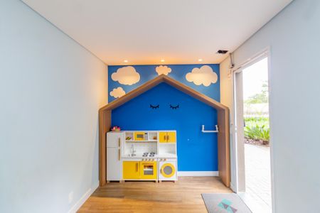 Casa para alugar com 34m², 2 quartos e sem vagaÁrea Comum - Brinquedoteca