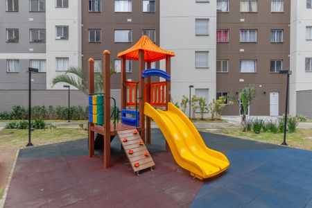 Casa para alugar com 34m², 2 quartos e sem vagaÁrea Comum - Playground