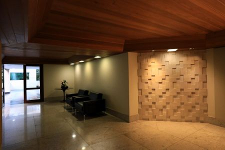 Apartamento para alugar com 260m², 4 quartos e 3 vagas Apartamento para alugar com 260m², 4 quartos e 3 vagasHall