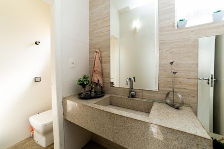 Apartamento para alugar com 260m², 3 quartos e 3 vagas Apartamento para alugar com 260m², 3 quartos e 3 vagasLavabo