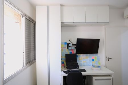 Apartamento para alugar com 260m², 4 quartos e 3 vagas Apartamento para alugar com 260m², 4 quartos e 3 vagasQuarto 3